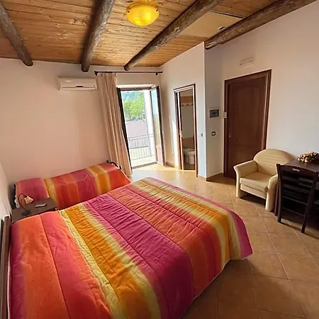 Bed and Breakfast Antica San Ciriaco 3*